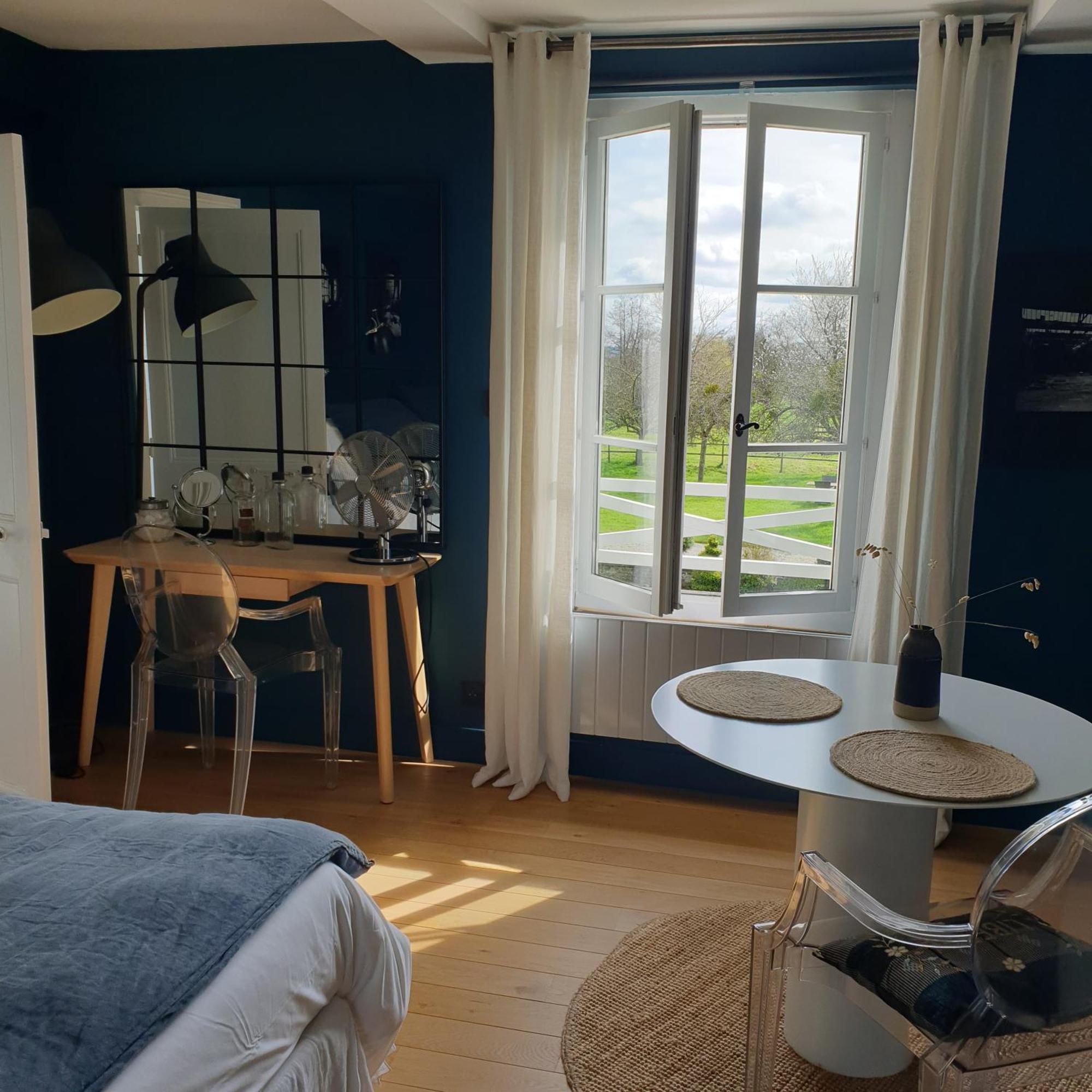 Par Hasard Ou Pas Bed & Breakfast Saint-Martin-aux-Chartrains ภายนอก รูปภาพ