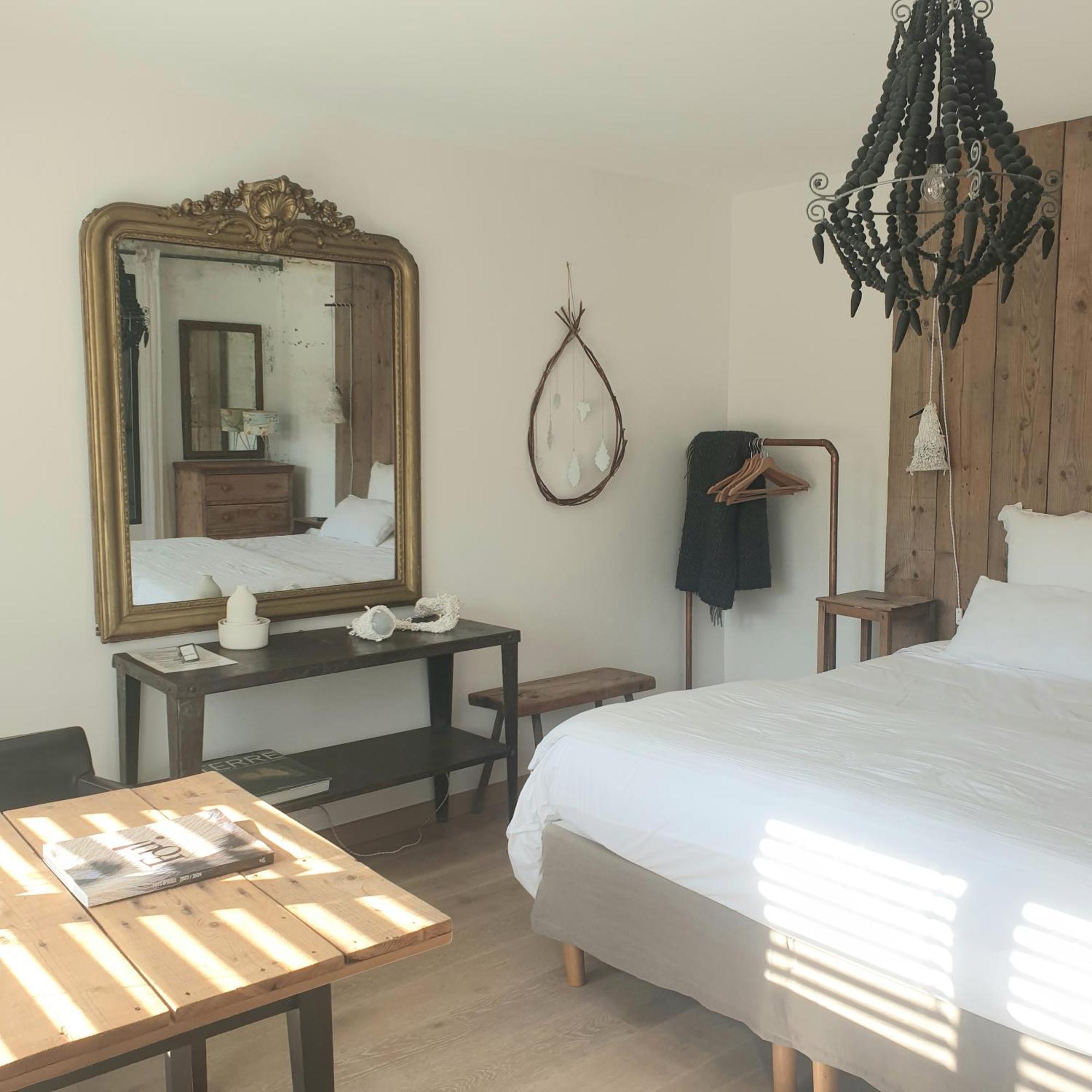 Par Hasard Ou Pas Bed & Breakfast Saint-Martin-aux-Chartrains ภายนอก รูปภาพ