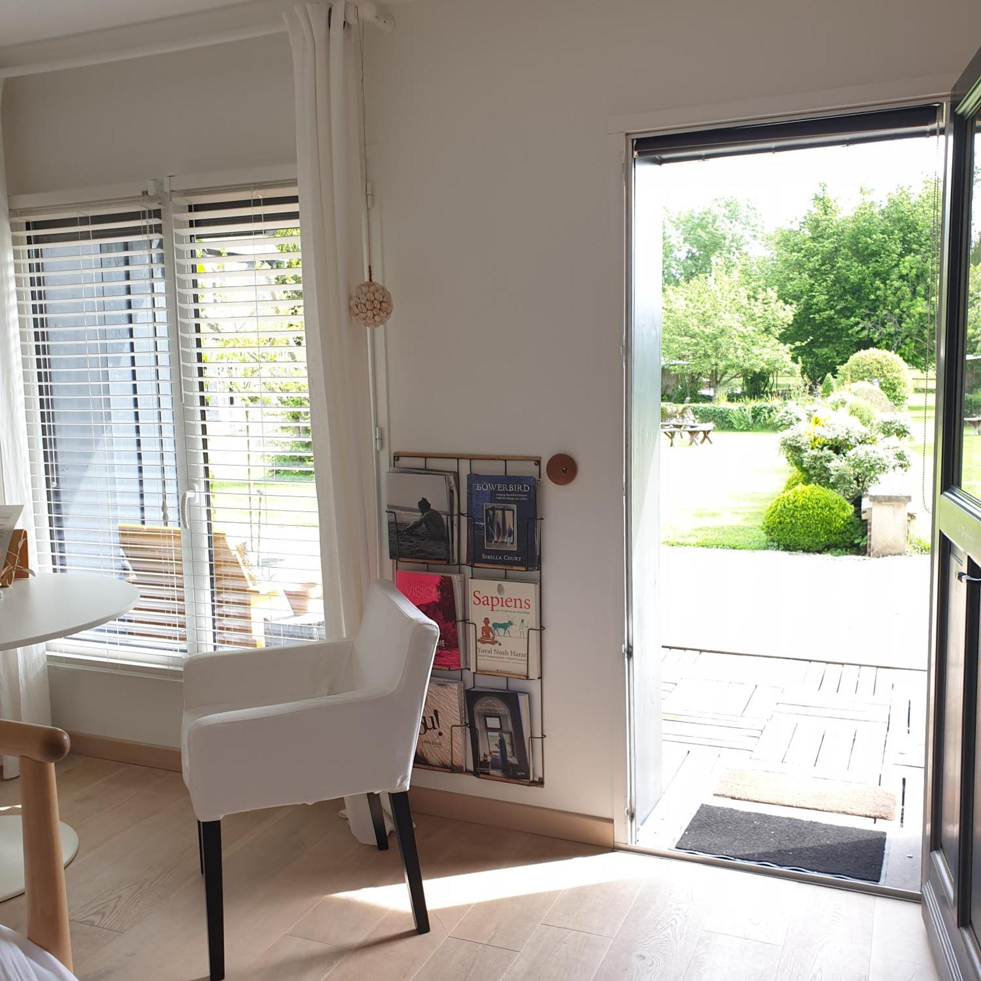 Par Hasard Ou Pas Bed & Breakfast Saint-Martin-aux-Chartrains ภายนอก รูปภาพ